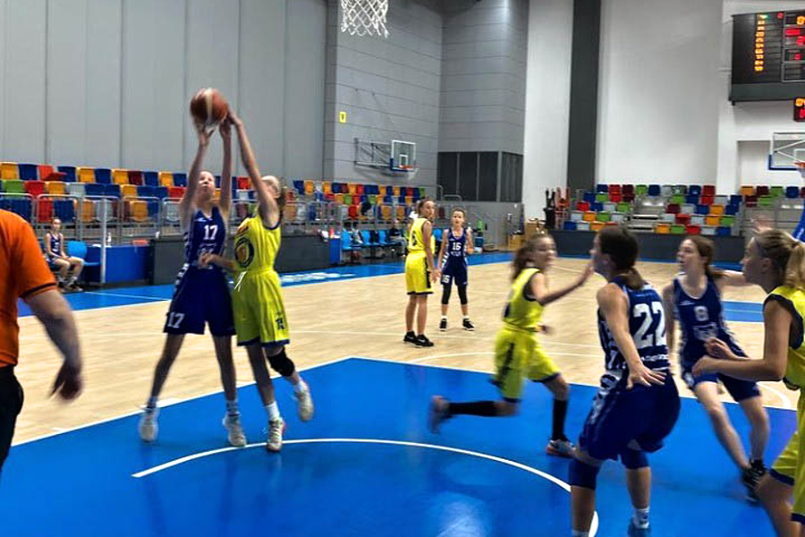 Basket nová hala v Litni
